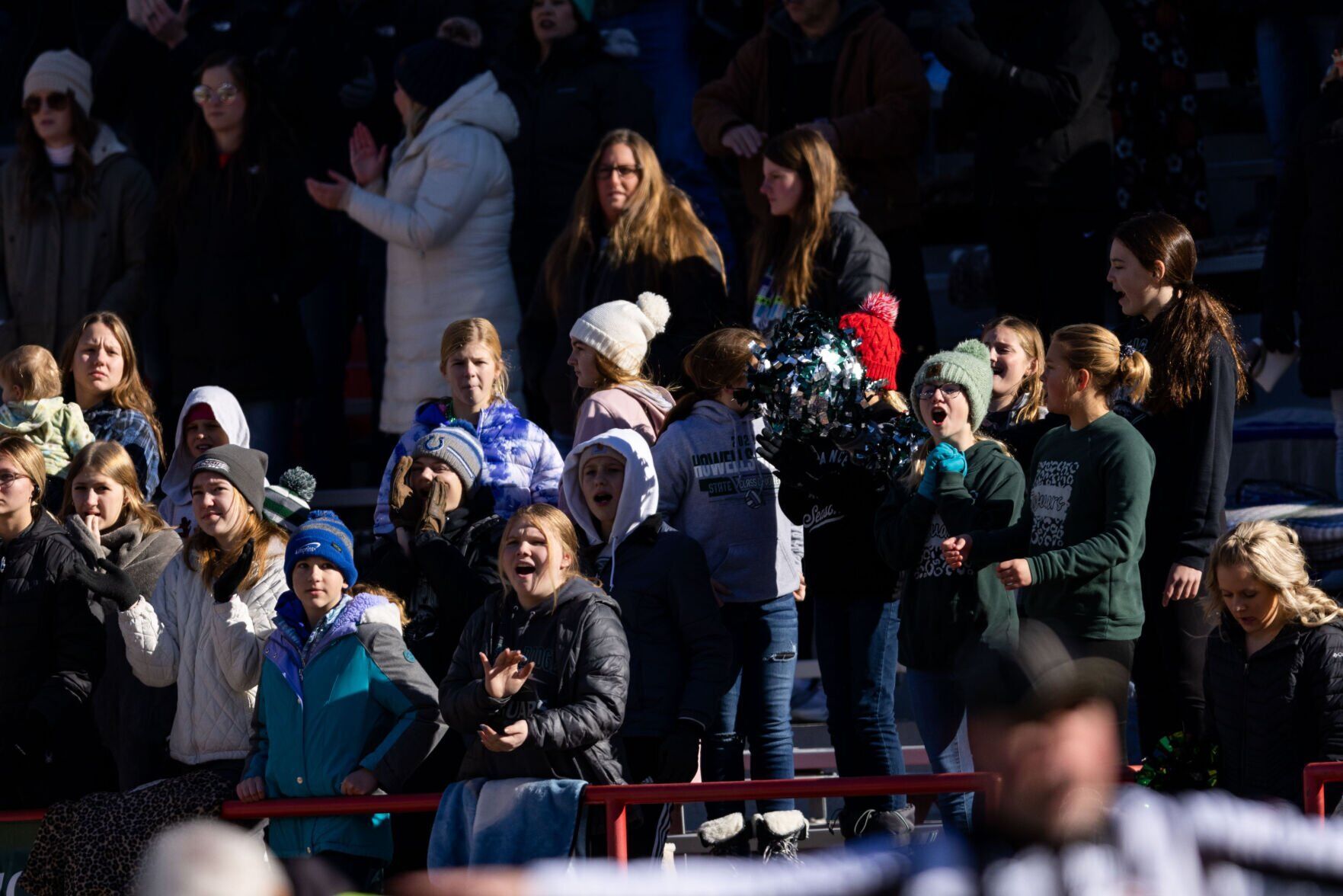 112222-owh-spo-fbeight2-ar21.JPG